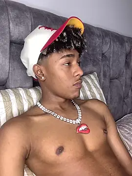 Boy cock18 online show from January 10, 10:36 pm