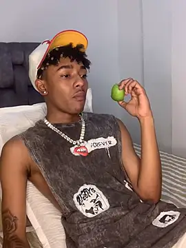 Boy cock18 online show from February 18, 6:26 am