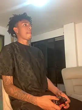 Boy cock18 online show from September 12, 6:46 am