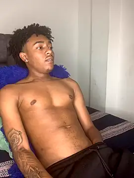 Boy cock18 online show from October 4, 11:58 pm