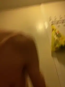 ekskekejejej online show from February 4, 4:08 pm