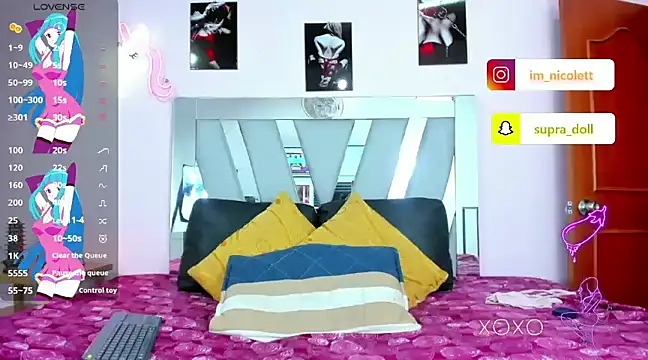 Snapshot of supradoll chatting on December 23, 3:33 pm supradoll online show from December 23, 3:33 pm