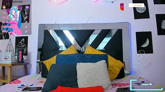 Snapshot of supradoll chatting on March 6, 6:16 pm supradoll online show from March 6, 6:16 pm