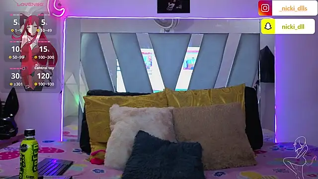 Snapshot of supradoll chatting on October 3, 6:16 pm supradoll online show from October 3, 6:16 pm