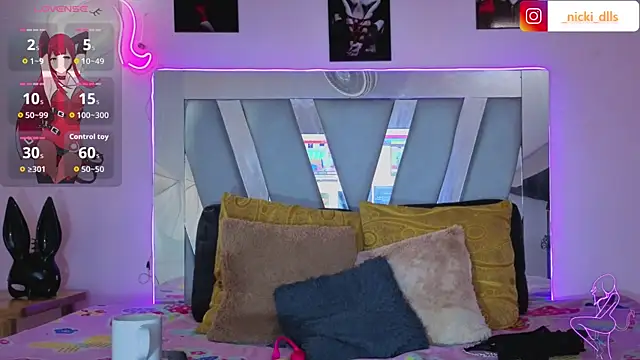 Snapshot of supradoll chatting on October 27, 6:01 pm supradoll online show from October 27, 6:01 pm