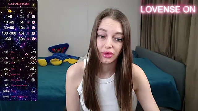 Snapshot of Cherry_air chatting on January 18, 11:32 am Cherry air online show from January 18, 11:32 am