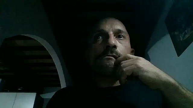 Snapshot of SPRUZZOLO80 chatting on May 14, 5:42 pm SPRUZZOLO80 online show from May 14, 5:42 pm