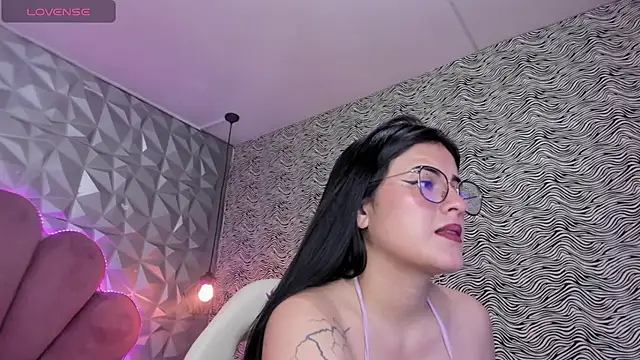 Snapshot of morgan_reds chatting on February 26, 9:32 am morgan reds online show from February 26, 9:32 am