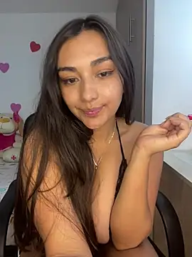 Snapshot of Sara_Smitthh6 chatting on February 28, 6:52 pm Sara Smitthh6 online show from February 28, 6:52 pm