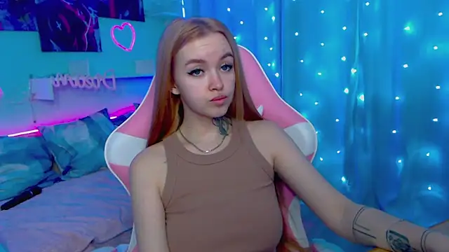 Snapshot of Naughty_Mable chatting on January 31, 6:35 am Naughty Mable online show from January 31, 6:35 am