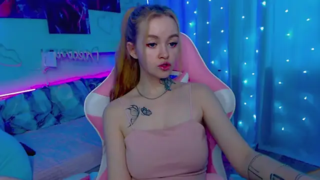 Snapshot of Naughty_Mable chatting on February 28, 7:05 am Naughty Mable online show from February 28, 7:05 am