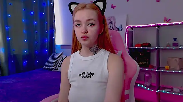 Snapshot of Naughty_Mable chatting on March 22, 3:30 am Naughty Mable online show from March 22, 3:30 am