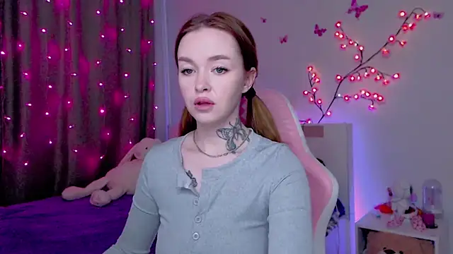 Snapshot of Naughty_Mable chatting on September 22, 12:56 am Naughty Mable online show from September 22, 12:56 am