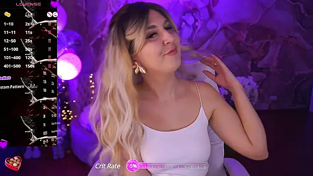 LovelyMollyy online show from January 22, 8:38 pm