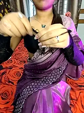 Snapshot of Little__Lia chatting on February 24, 9:43 am Little  Lia online show from February 24, 9:43 am