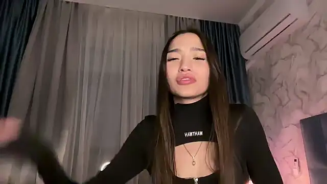 Snapshot of MilenaMilven chatting on January 6, 12:05 am MilenaMilven online show from January 6, 12:05 am