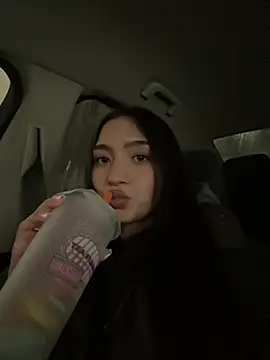 Snapshot of MilenaMilven chatting on February 13, 11:28 am MilenaMilven online show from February 13, 11:28 am