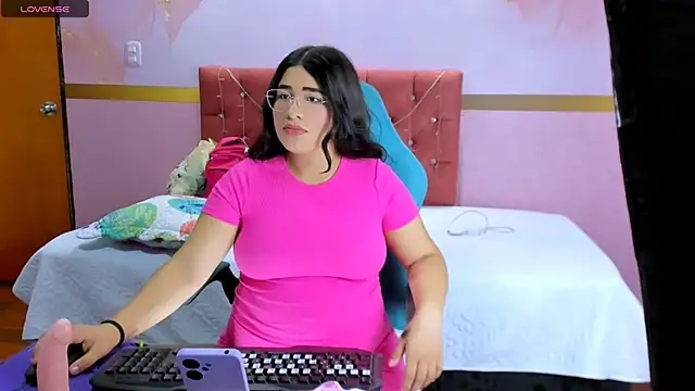 mia18 queen online show from December 31, 2:19 am