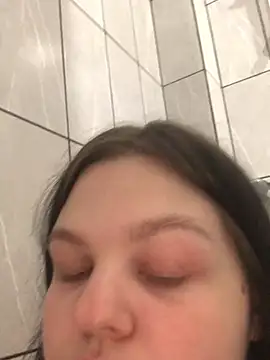 Charlotte Ros online show from January 1, 5:33 pm