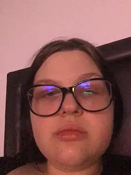 Charlotte Ros online show from January 27, 12:33 am