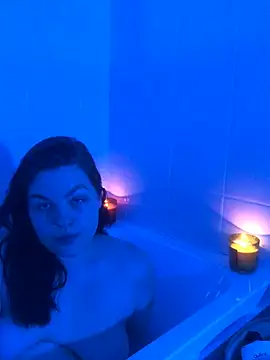 Charlotte Ros online show from March 12, 12:15 pm