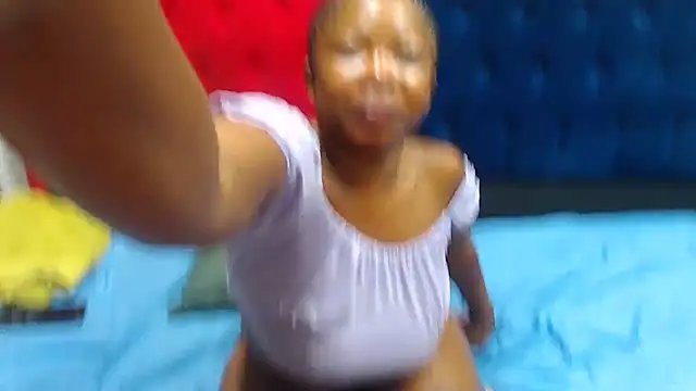 Snapshot of EROTIC_BARBIE28 chatting on March 5, 7:06 pm EROTIC BARBIE28 online show from March 5, 7:06 pm