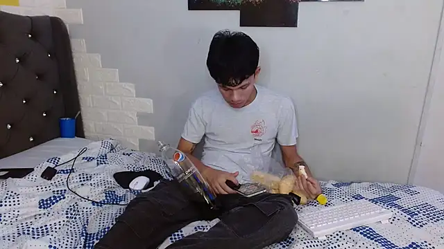 andy dan18 online show from September 9, 5:34 pm