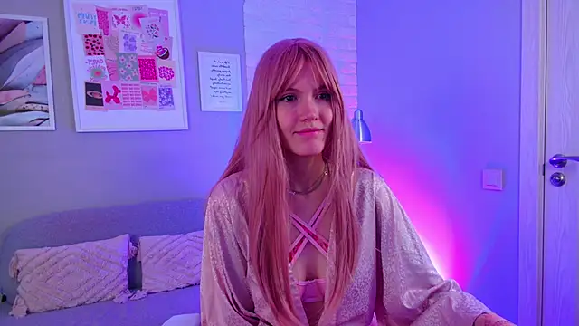 NellieLoyns online show from February 4, 4:08 pm