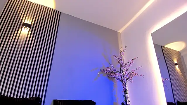 GysellHanson online show from March 10, 11:37 am