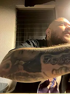 El Titan1998 online show from January 8, 12:13 am