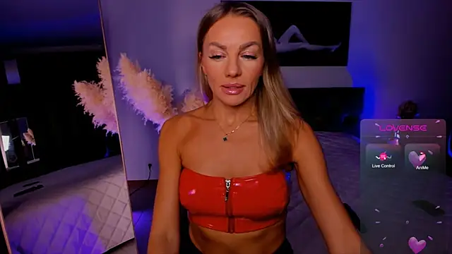 Oliva Candy online show from November 12, 7:53 am