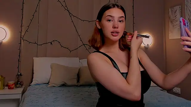 Snapshot of AngelicaKleee chatting on September 20, 1:39 am AngelicaKleee online show from September 20, 1:39 am