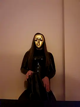 NoraInMask online show from February 23, 8:11 pm