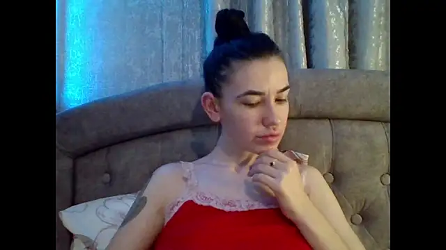 Diamond Danaa online show from March 10, 11:43 pm
