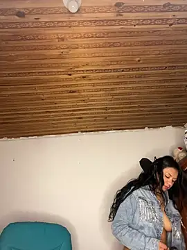 Charlotemonroe online show from February 12, 6:19 am