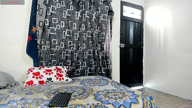 NaughtyBarbie19 online show from February 18, 7:30 pm