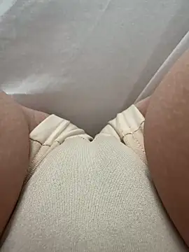 Snapshot of blondesexy23 chatting on January 8, 1:31 pm blondesexy23 online show from January 8, 1:31 pm