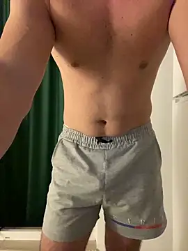 couplehot992 online show from December 27, 5:05 pm