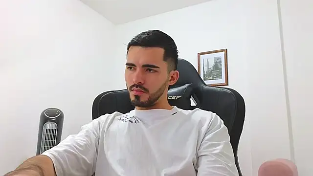 Massimoo 07 online show from January 7, 8:52 pm