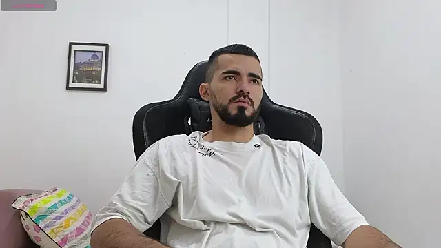 Massimoo 07 online show from February 13, 4:03 pm