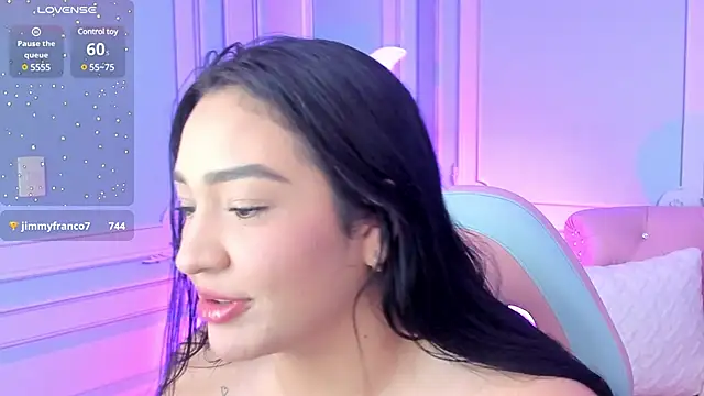 stefany duque1  online show from December 31, 11:53 am