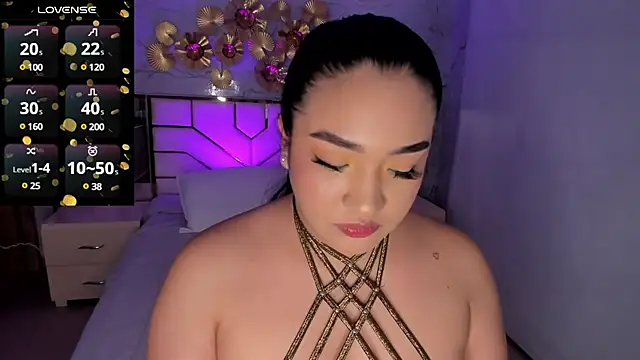 stefany duque1  online show from March 18, 5:52 am