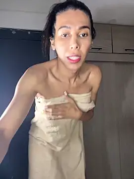 Ebonyxprincess  online show from October 21, 8:53 pm