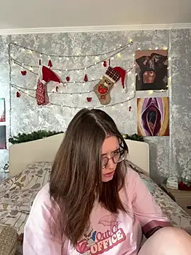 Sabrina shells online show from January 9, 10:40 am