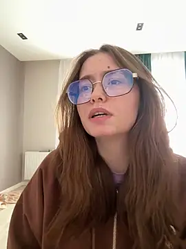 Sabrina shells online show from April 17, 10:07 am