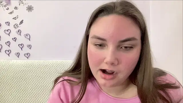 Snapshot of Dreamyblushfairy chatting on February 6, 3:20 pm Dreamyblushfairy online show from February 6, 3:20 pm