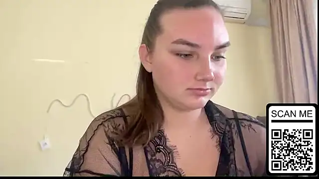 Snapshot of Dreamyblushfairy chatting on September 21, 2:19 pm Dreamyblushfairy online show from September 21, 2:19 pm