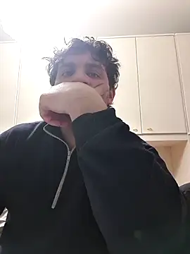 michemichemiche8 online show from February 26, 5:07 pm