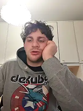 michemichemiche8 online show from March 3, 5:07 pm