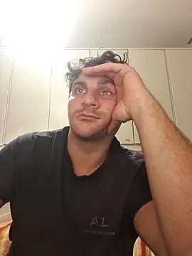 michemichemiche8 online show from October 15, 5:13 pm